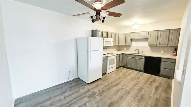 401 SE 12th Street 273, Norman, OK 73071