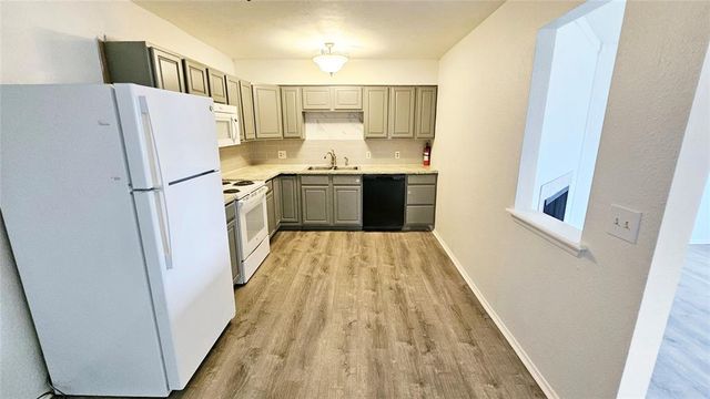 401 SE 12th Street 273, Norman, OK 73071