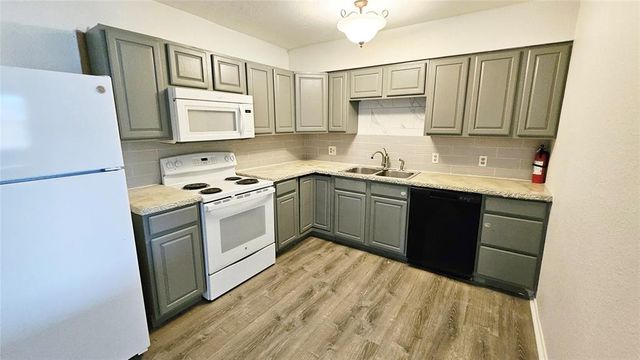 401 SE 12th Street 273, Norman, OK 73071