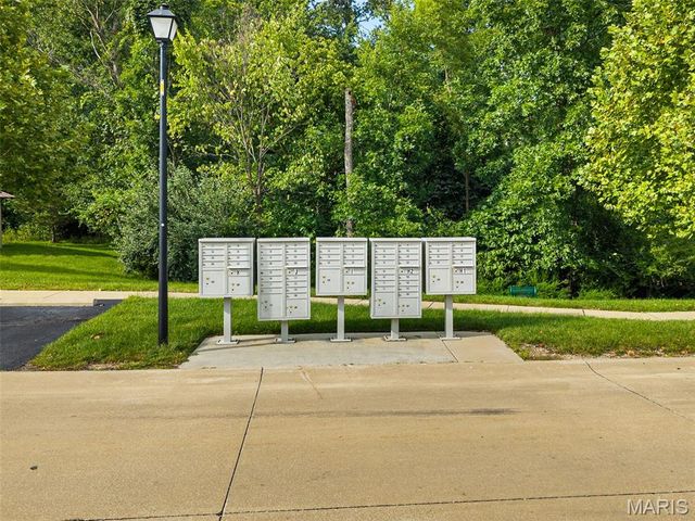 5020 Eagle Wing Court, Eureka, MO 63025