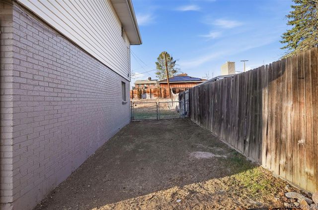 4465 W Yale Avenue, Denver, CO 80219