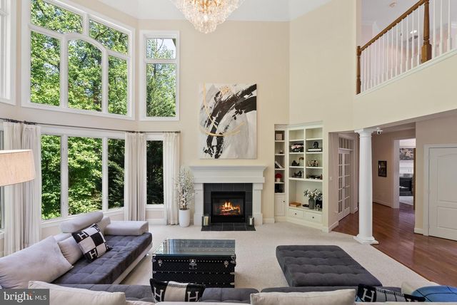9304 FITZ FOLLY DR, Great Falls, VA 22066