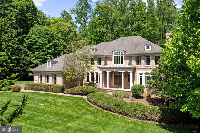9304 FITZ FOLLY DR, Great Falls, VA 22066