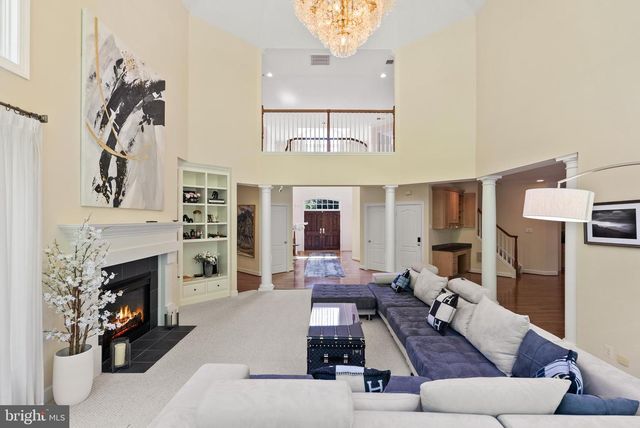 9304 FITZ FOLLY DR, Great Falls, VA 22066