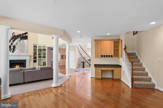 9304 FITZ FOLLY DR, Great Falls, VA 22066