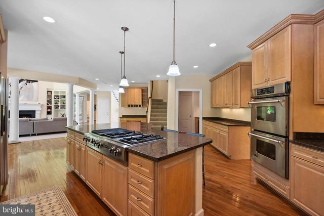 9304 FITZ FOLLY DR, Great Falls, VA 22066