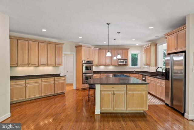 9304 FITZ FOLLY DR, Great Falls, VA 22066