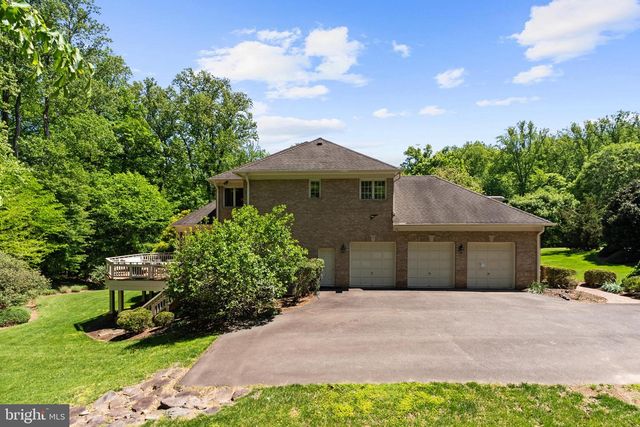 9304 FITZ FOLLY DR, Great Falls, VA 22066
