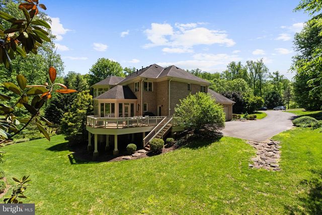 9304 FITZ FOLLY DR, Great Falls, VA 22066
