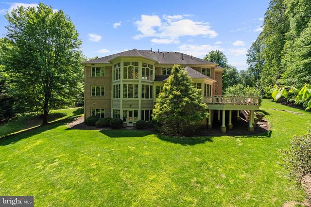 9304 FITZ FOLLY DR, Great Falls, VA 22066