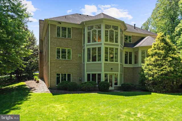 9304 FITZ FOLLY DR, Great Falls, VA 22066