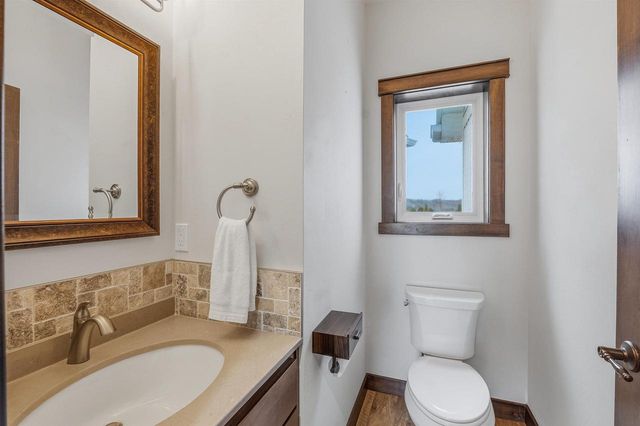 N6329 Tradewinds Circle, Beaver Dam, WI 53916