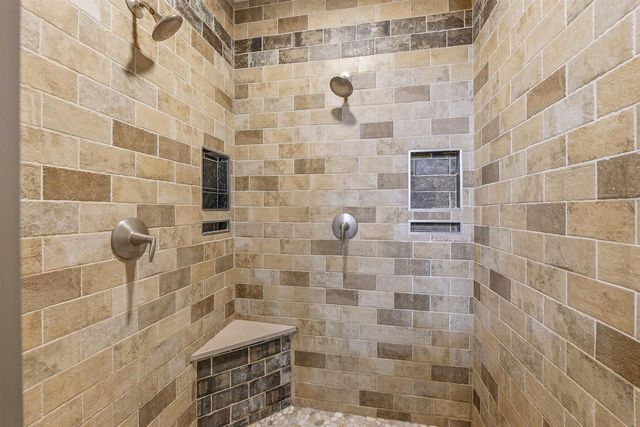 N6329 Tradewinds Circle, Beaver Dam, WI 53916