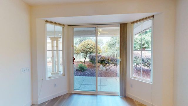 109 Timberlodge Ct, Roseville, CA 95747