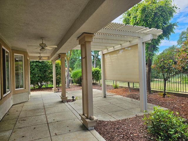 109 Timberlodge Ct, Roseville, CA 95747