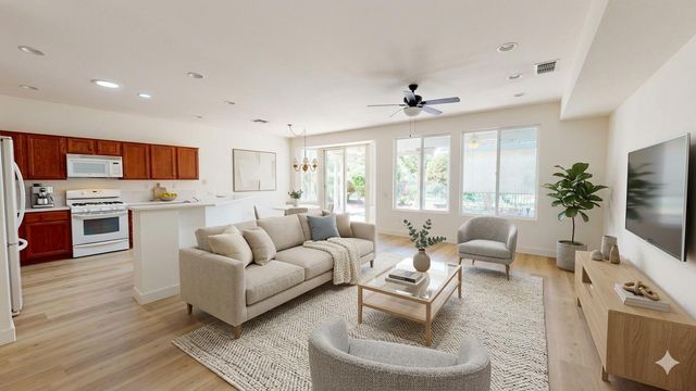 109 Timberlodge Ct, Roseville, CA 95747