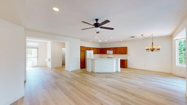 109 Timberlodge Ct, Roseville, CA 95747