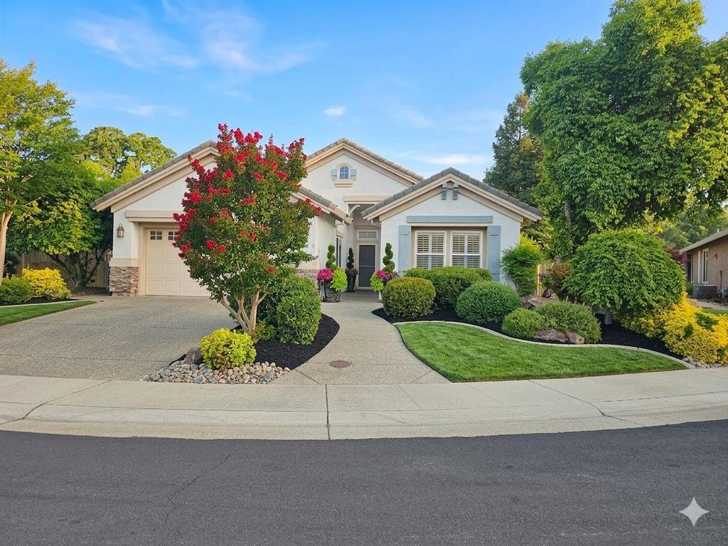 109 Timberlodge Ct, Roseville, CA 95747