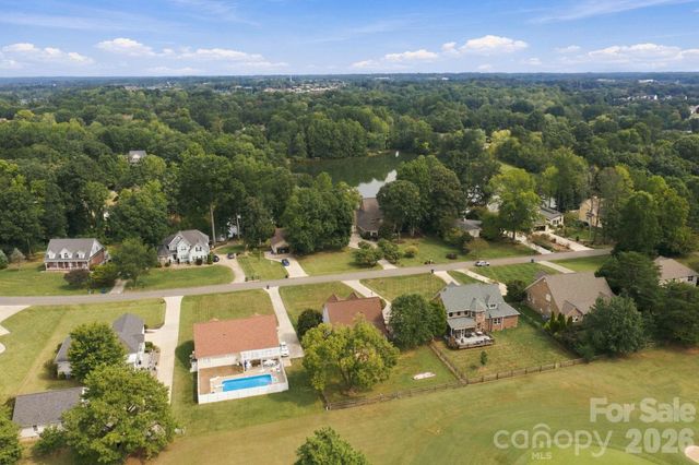 122 Wood Duck Loop, Mooresville, NC 28117