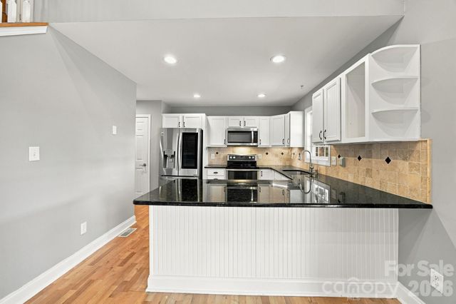 122 Wood Duck Loop, Mooresville, NC 28117