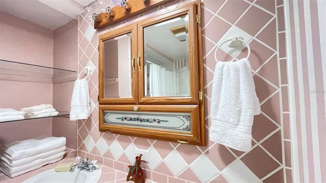 2233 ALICE ROAD, Sarasota, FL 34231