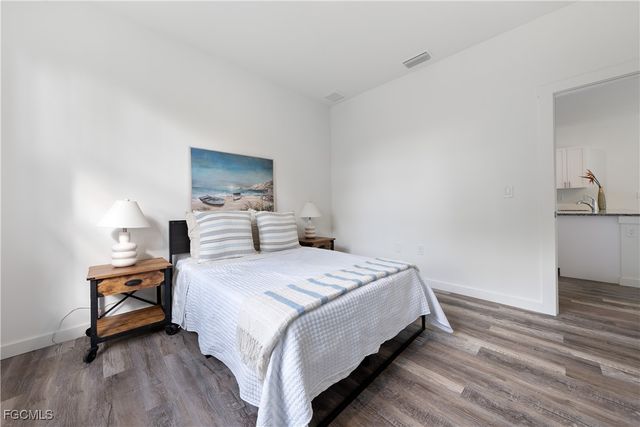 313-315 Ivan AVE S, Lehigh Acres, FL 33973