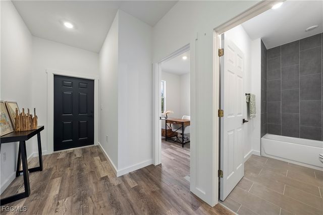 313-315 Ivan AVE S, Lehigh Acres, FL 33973