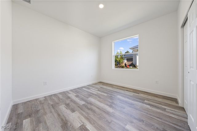 313-315 Ivan AVE S, Lehigh Acres, FL 33973