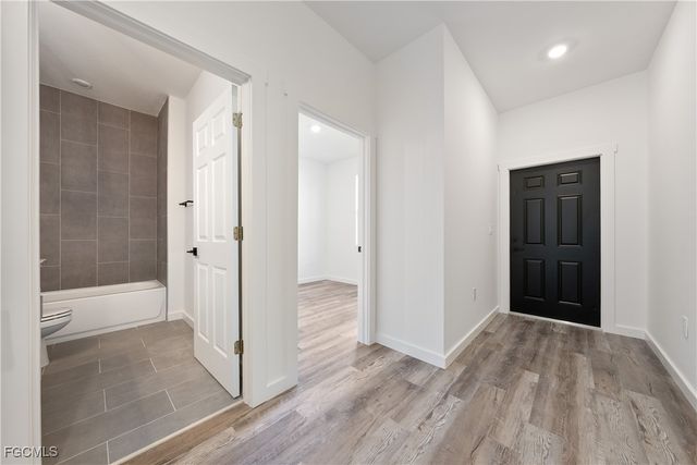 313-315 Ivan AVE S, Lehigh Acres, FL 33973