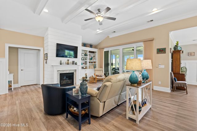 6378 Bryson Drive SW, Ocean Isle Beach, NC 28469
