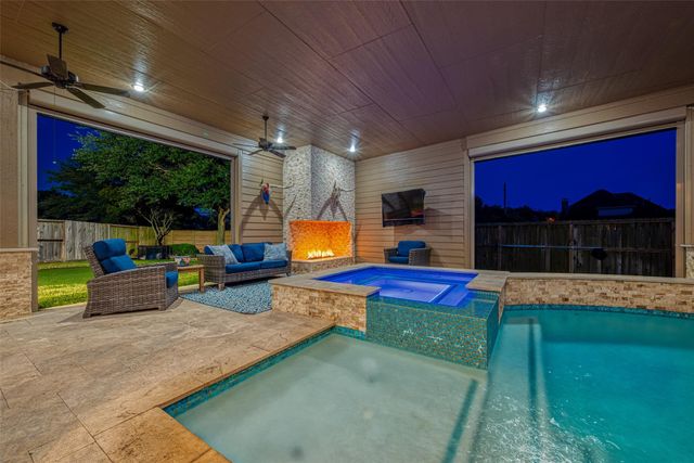20503 Azalea Chase Drive, Richmond, TX 77406