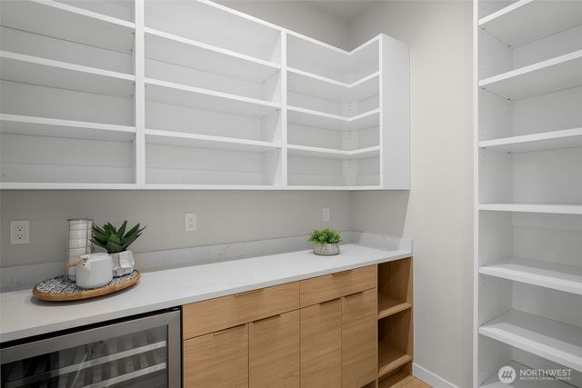 2728 63rd Avenue SE, Mercer Island, WA 98040