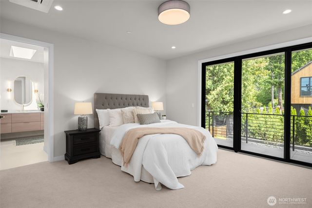 2728 63rd Avenue SE, Mercer Island, WA 98040