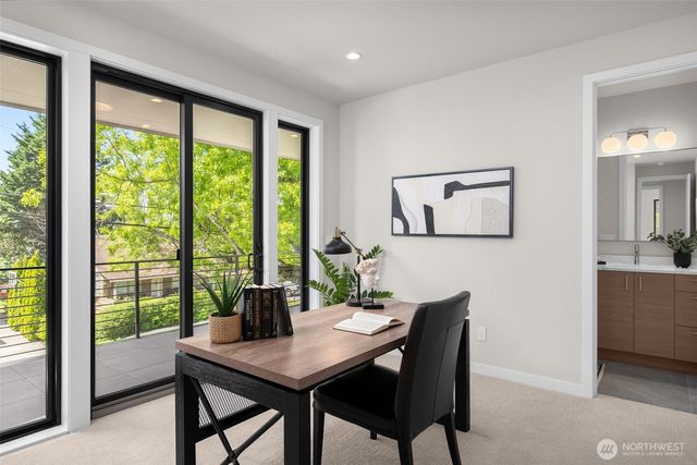 2728 63rd Avenue SE, Mercer Island, WA 98040