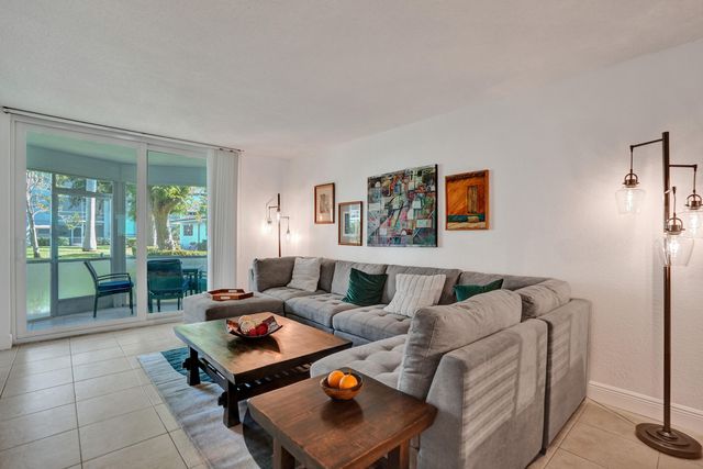 1040 SE 4TH Avenue 120, Deerfield Beach, FL 33441