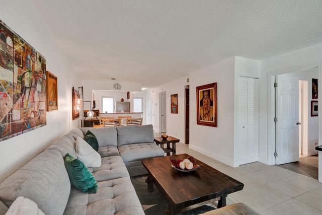 1040 SE 4TH Avenue 120, Deerfield Beach, FL 33441