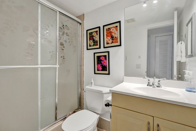 1040 SE 4TH Avenue 120, Deerfield Beach, FL 33441