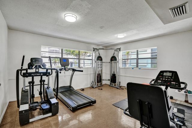 1040 SE 4TH Avenue 120, Deerfield Beach, FL 33441
