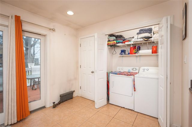 67 E Dean Street, Freeport, NY 11520
