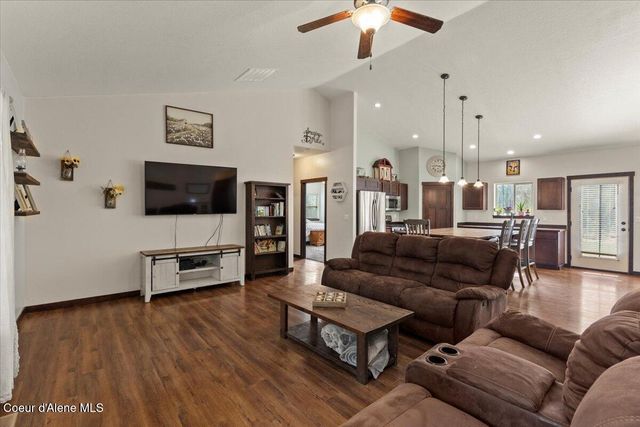 23210 N MASSIF RD, Rathdrum, ID 83858