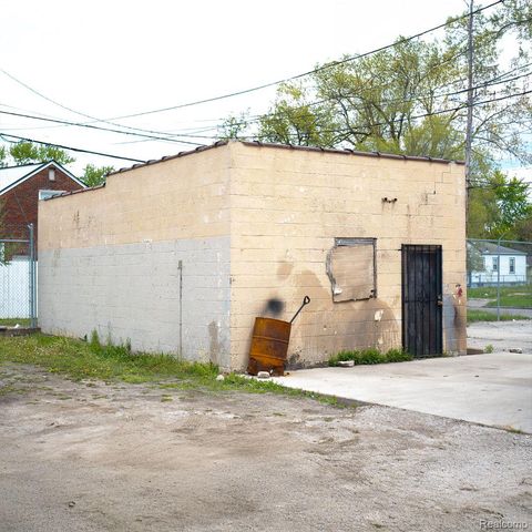 19510 W Warren Avenue, Detroit, MI 48228