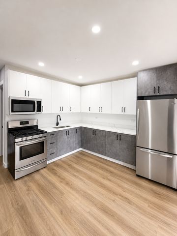 5527 S loomis Boulevard, Chicago, IL 60636