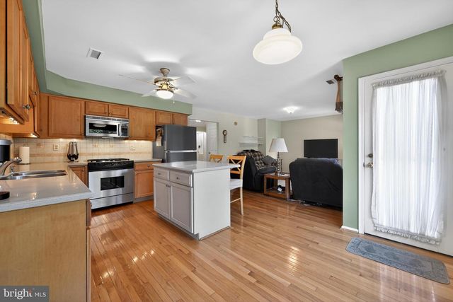 62 HARLOW CIR, Ambler, PA 19002