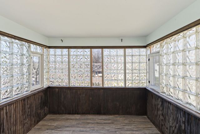 229 N Chautauqua Ave, Wichita, KS 67214