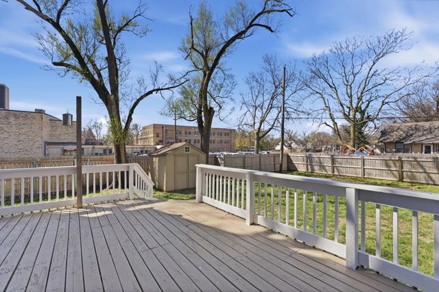 229 N Chautauqua Ave, Wichita, KS 67214