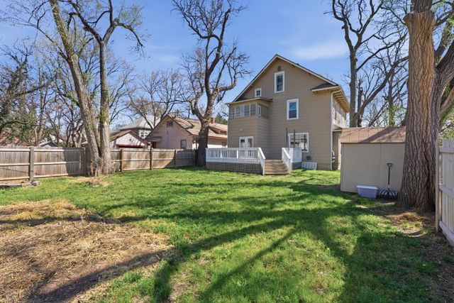 229 N Chautauqua Ave, Wichita, KS 67214