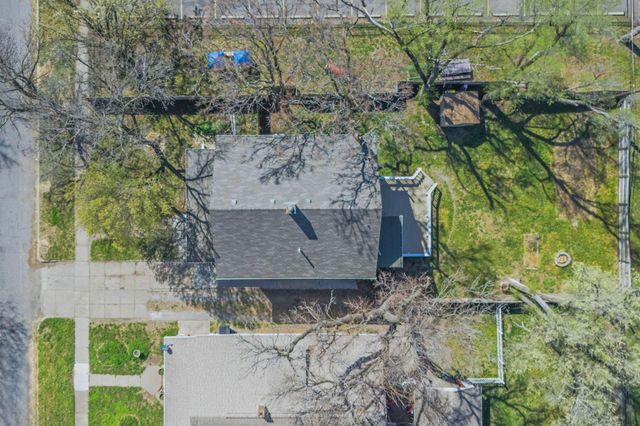 229 N Chautauqua Ave, Wichita, KS 67214