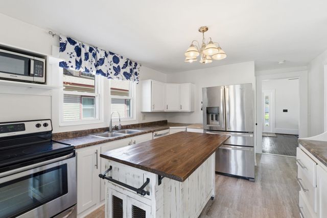 229 N Chautauqua Ave, Wichita, KS 67214