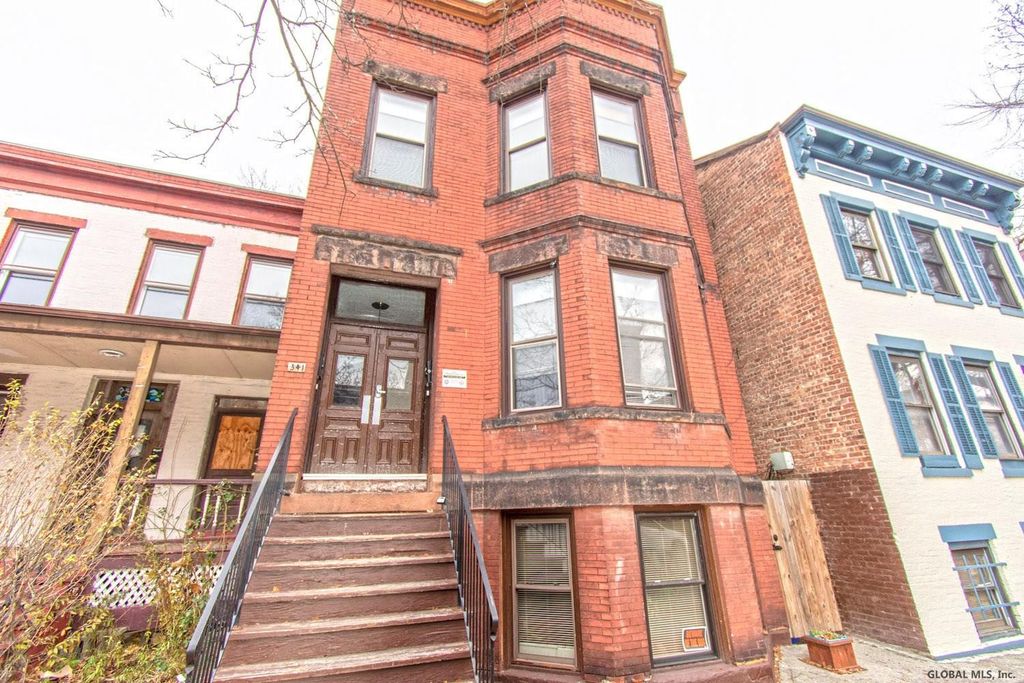 341 Madison Avenue 2nd fl, Albany, NY 12210