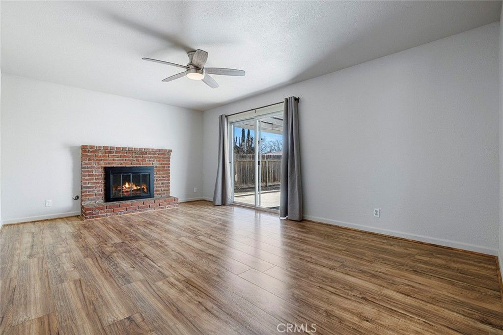 Image 18 of property listing at 655 N Princeton, Coalinga, CA 93210